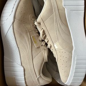 PUMA- CALI WEDGE SOFT WILD SNEAKER